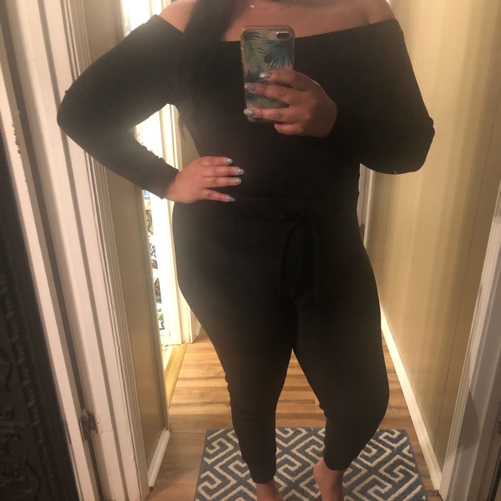 Velvet romper by fashion nova new never worn